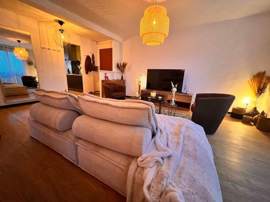 בריניול Appartement, 3 Chambres, Vue Panoramique, Parking, Acces Ville מראה חיצוני תמונה
