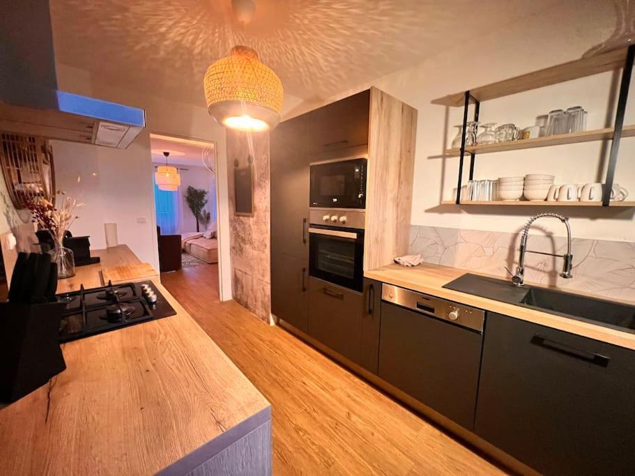 בריניול Appartement, 3 Chambres, Vue Panoramique, Parking, Acces Ville מראה חיצוני תמונה