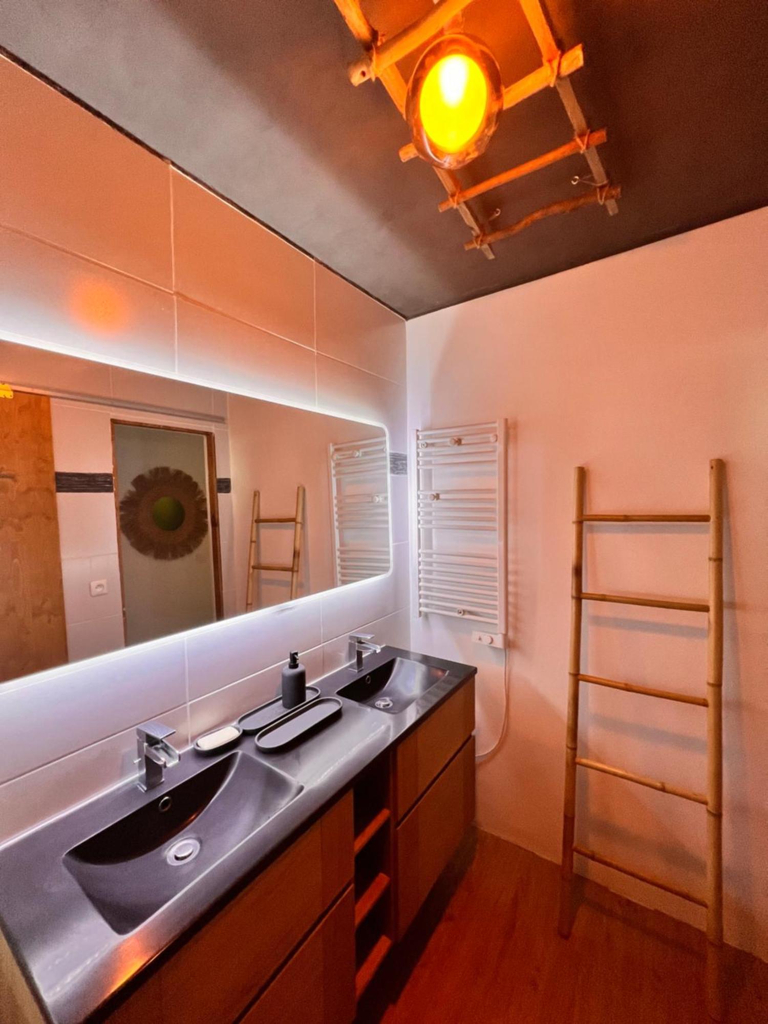 בריניול Appartement, 3 Chambres, Vue Panoramique, Parking, Acces Ville מראה חיצוני תמונה