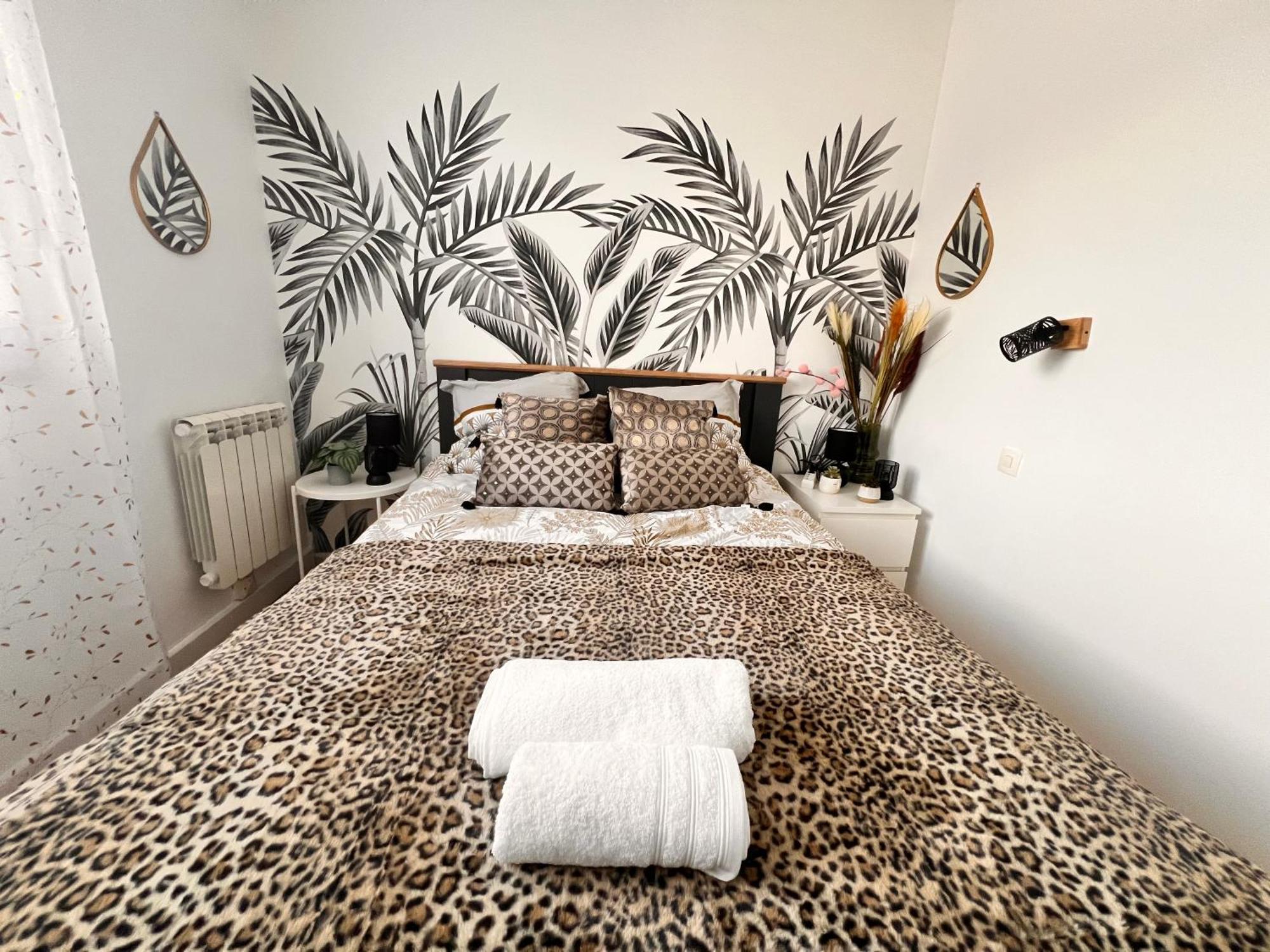 בריניול Appartement, 3 Chambres, Vue Panoramique, Parking, Acces Ville מראה חיצוני תמונה