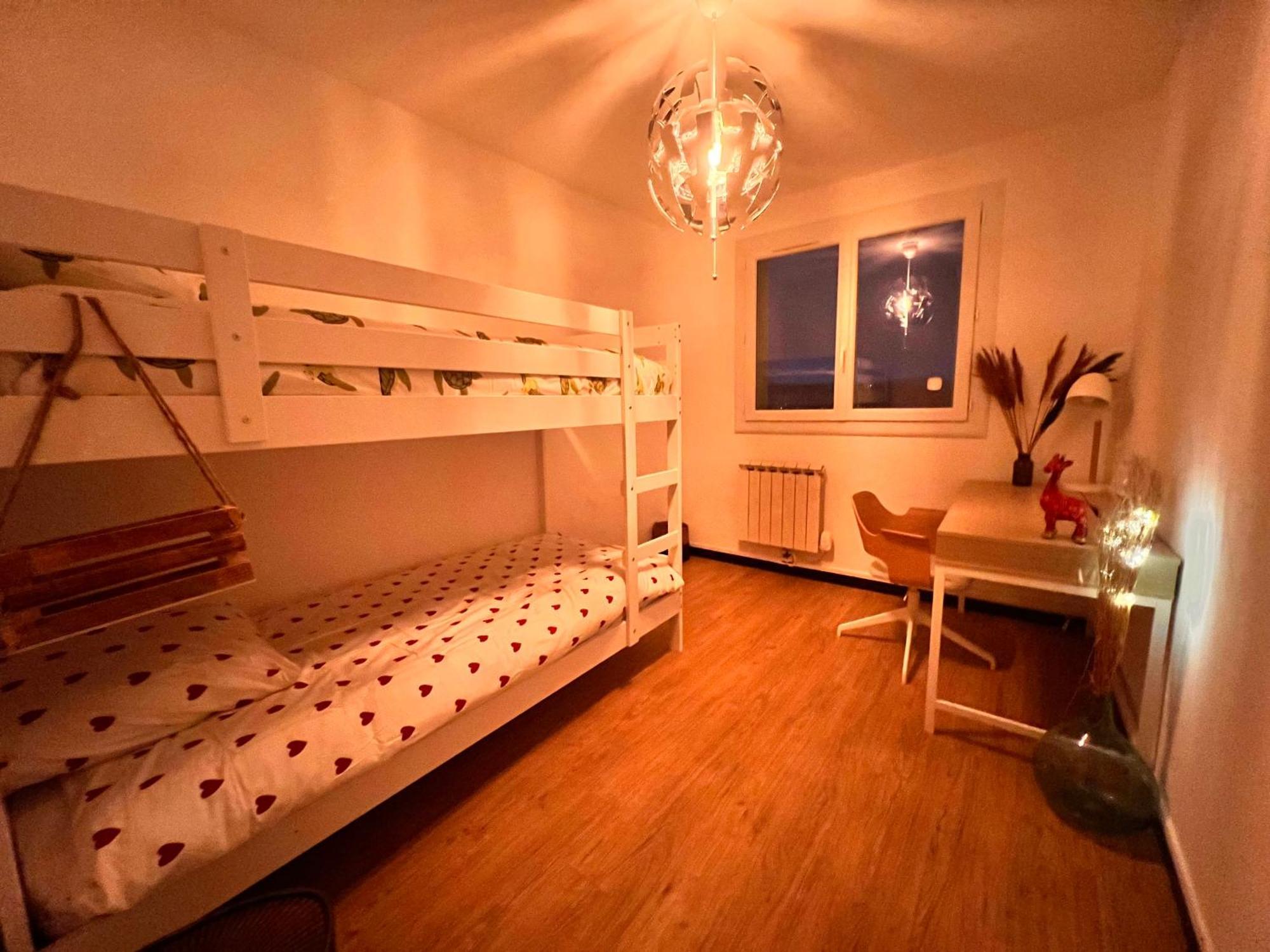 בריניול Appartement, 3 Chambres, Vue Panoramique, Parking, Acces Ville מראה חיצוני תמונה