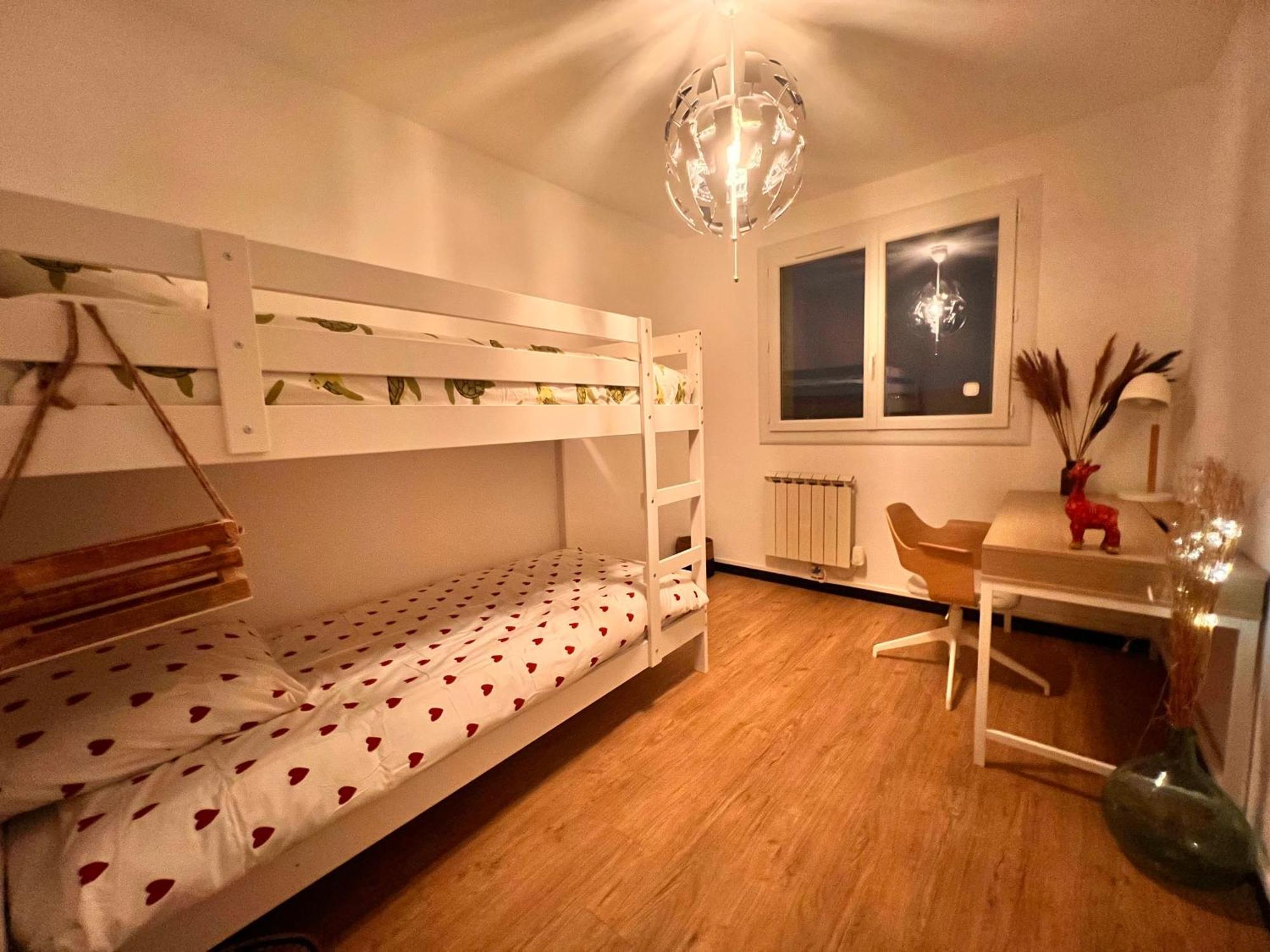בריניול Appartement, 3 Chambres, Vue Panoramique, Parking, Acces Ville מראה חיצוני תמונה